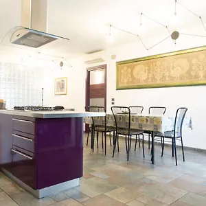 https://casa-marilla.hotelinveneto.com