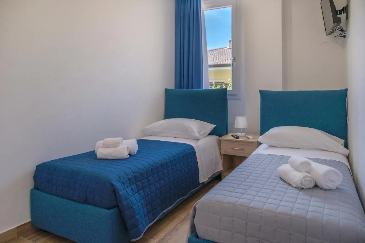Aparthotel White Apartments & Spa Avola