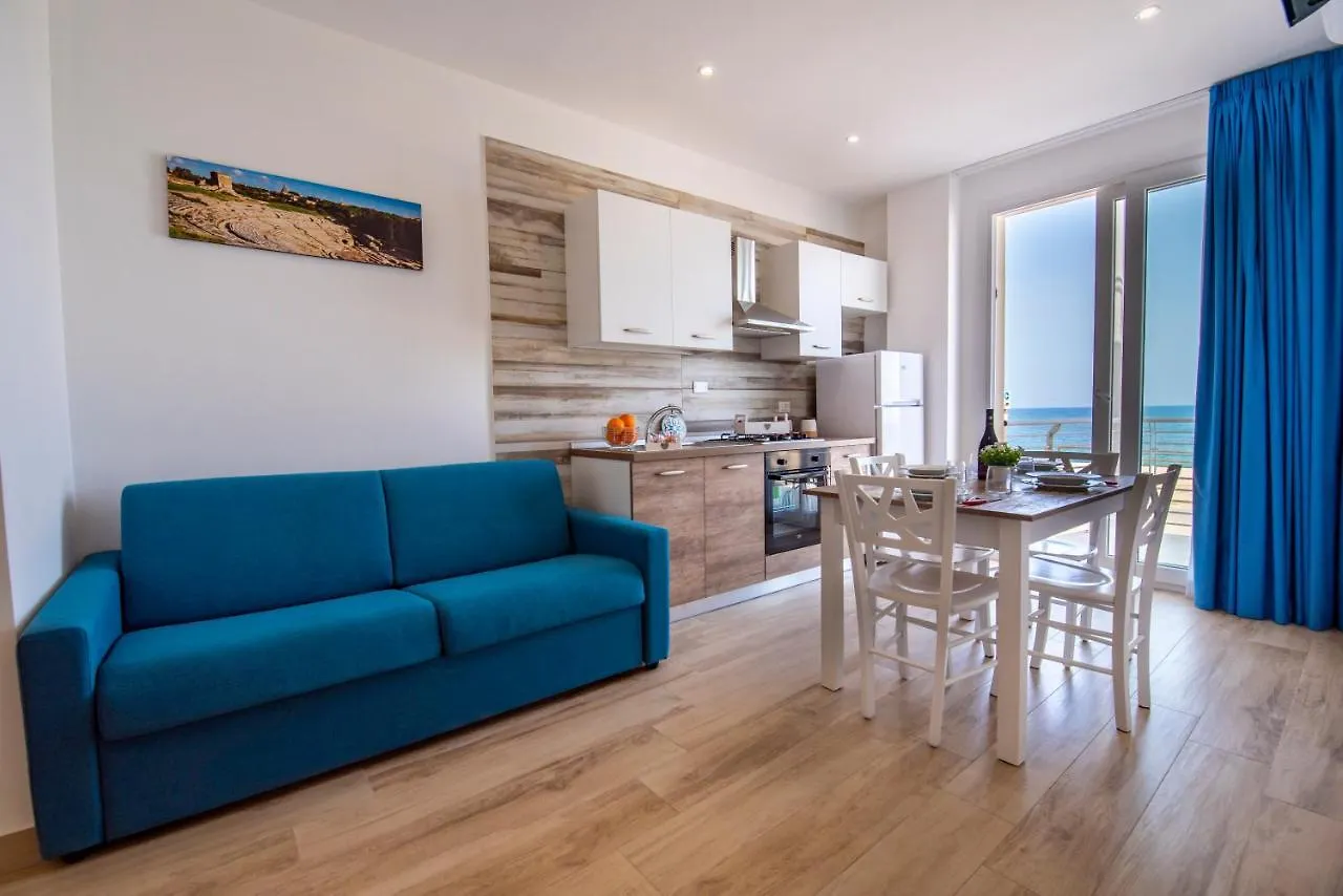 Aparthotel White Apartments & Spa Avola