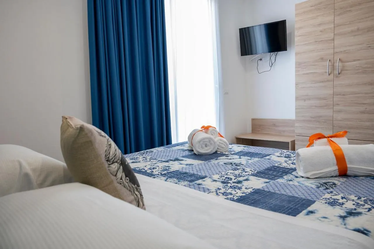 White Apartments & Spa Avola 0*,  Italien