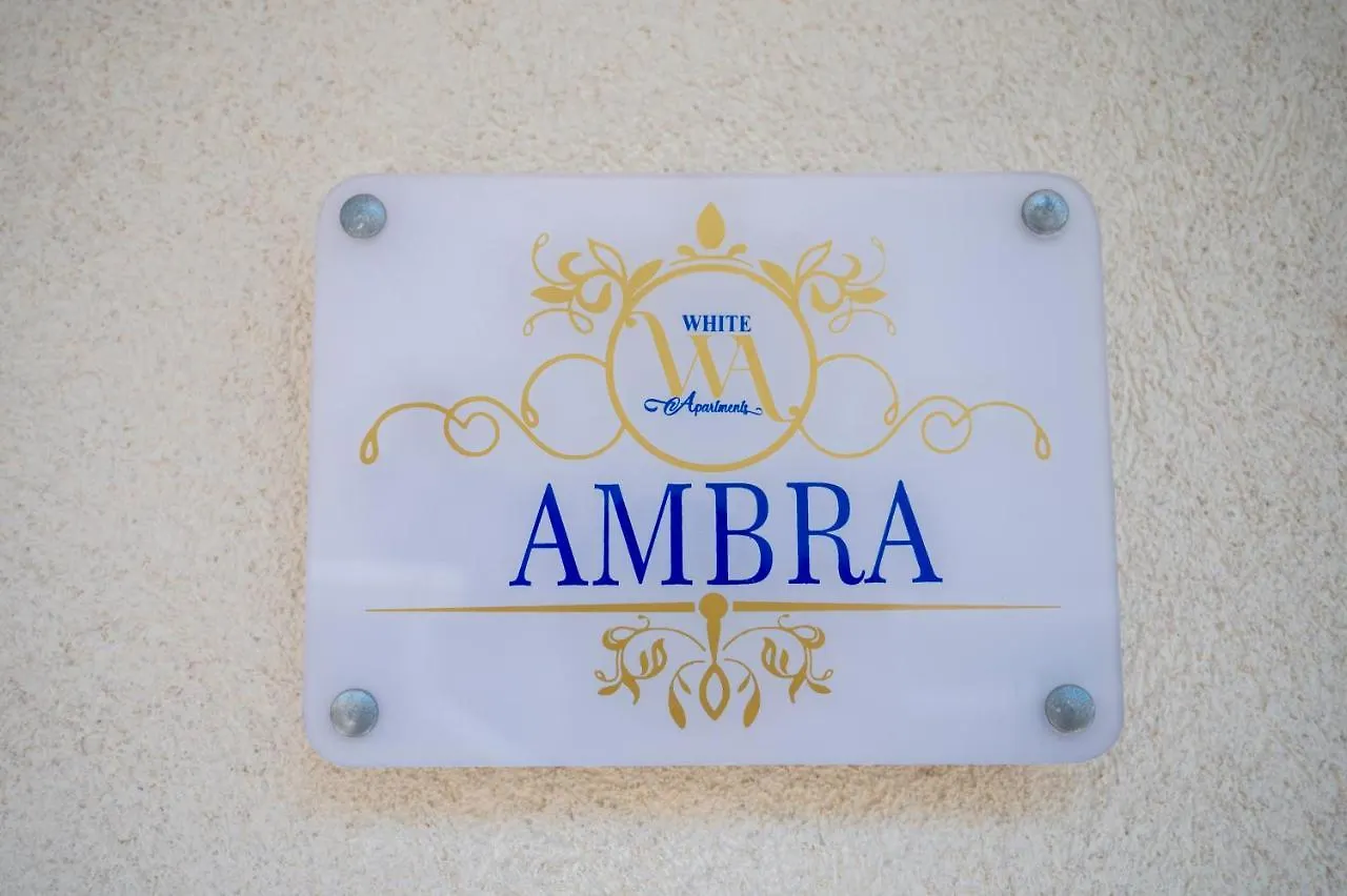 White Apartments & Spa Avola Aparthotel