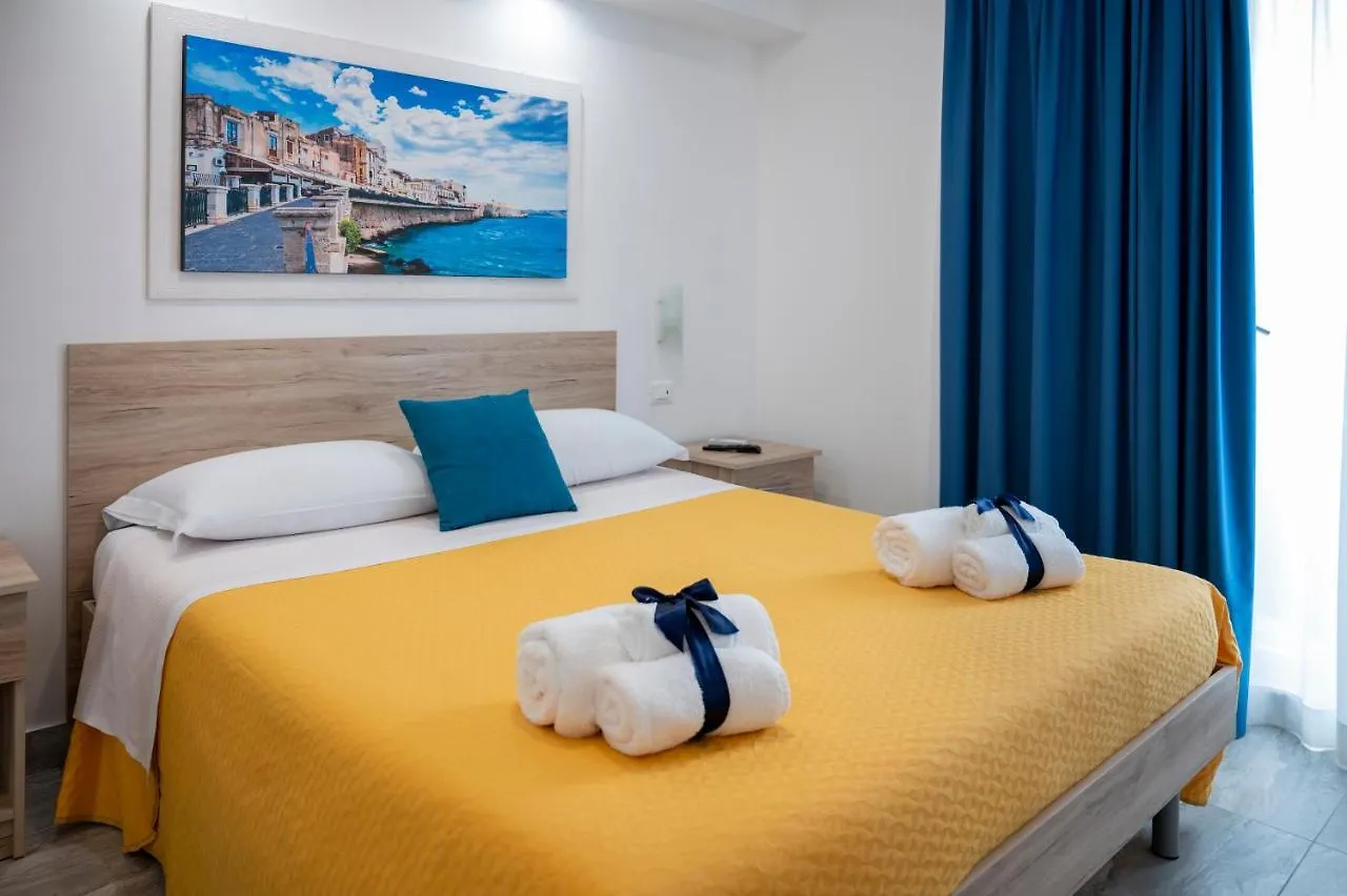 White Apartments & Spa Avola 0*,  Italien