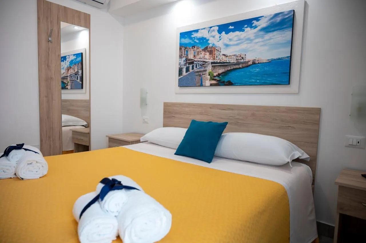 Aparthotel White Apartments & Spa Avola Italien