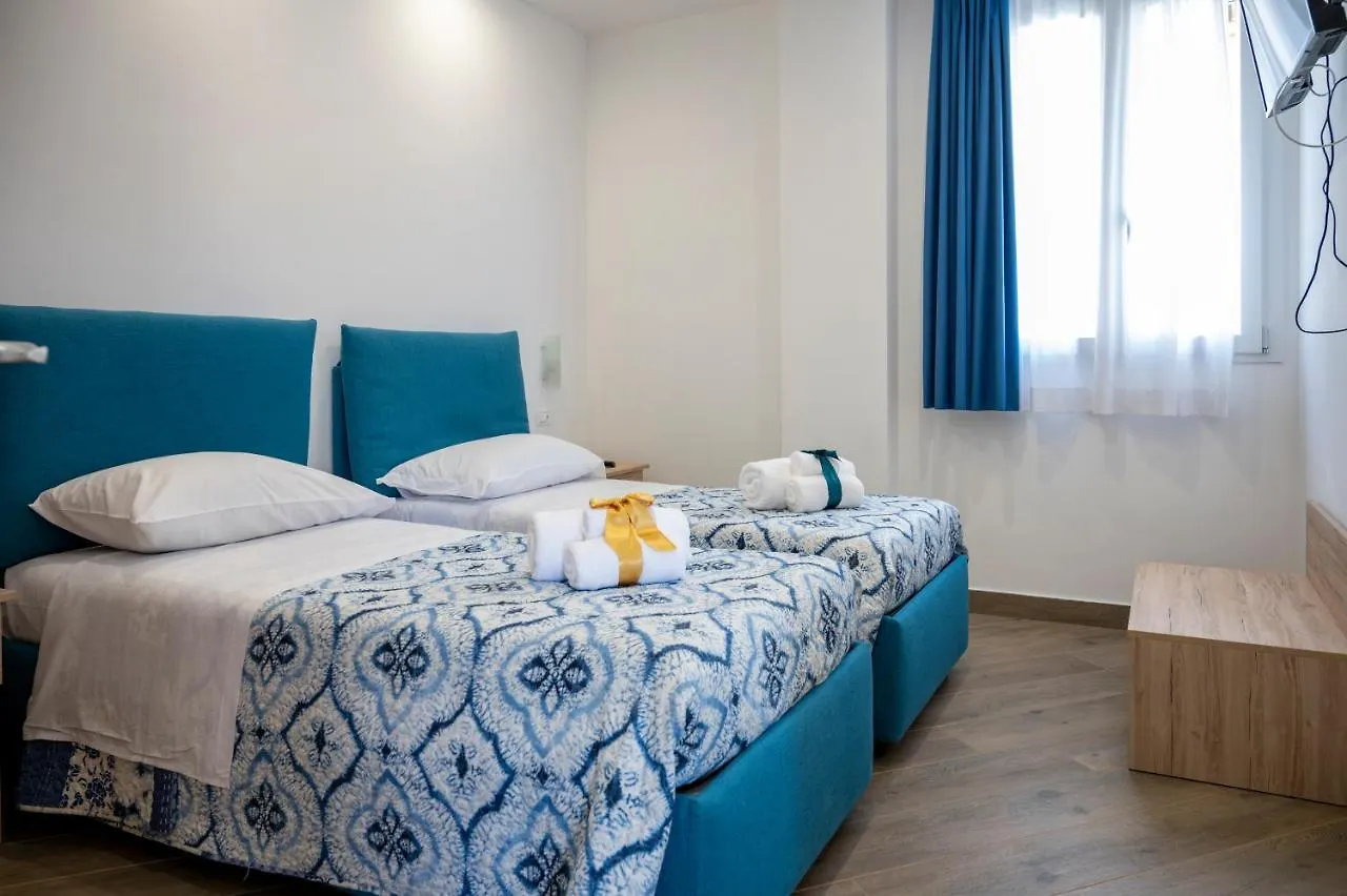 Aparthotel White Apartments & Spa Avola